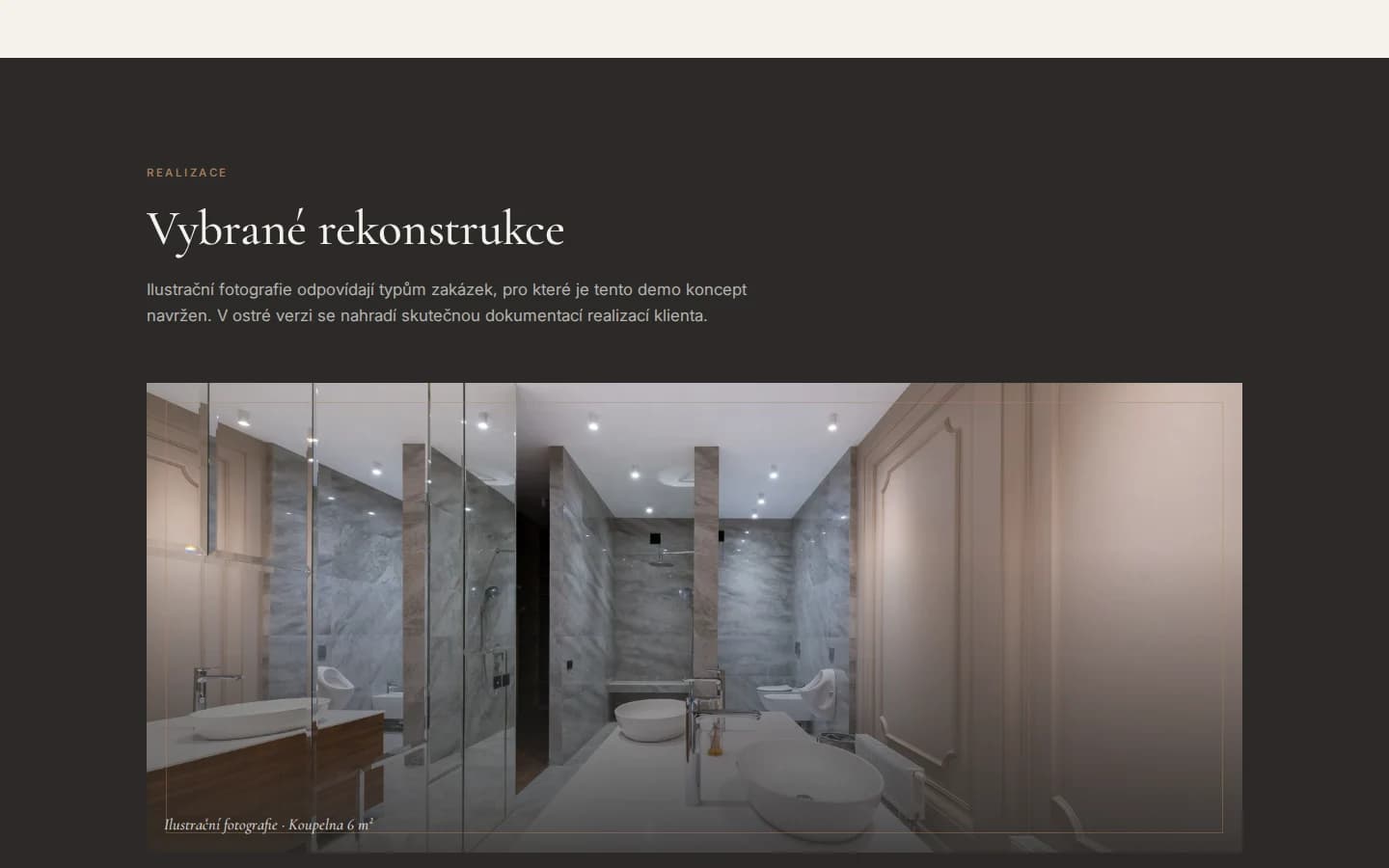 Sekce vybraných rekonstrukcí demo webu — široký hlavní projekt a mřížka velkých fotografií interiérů